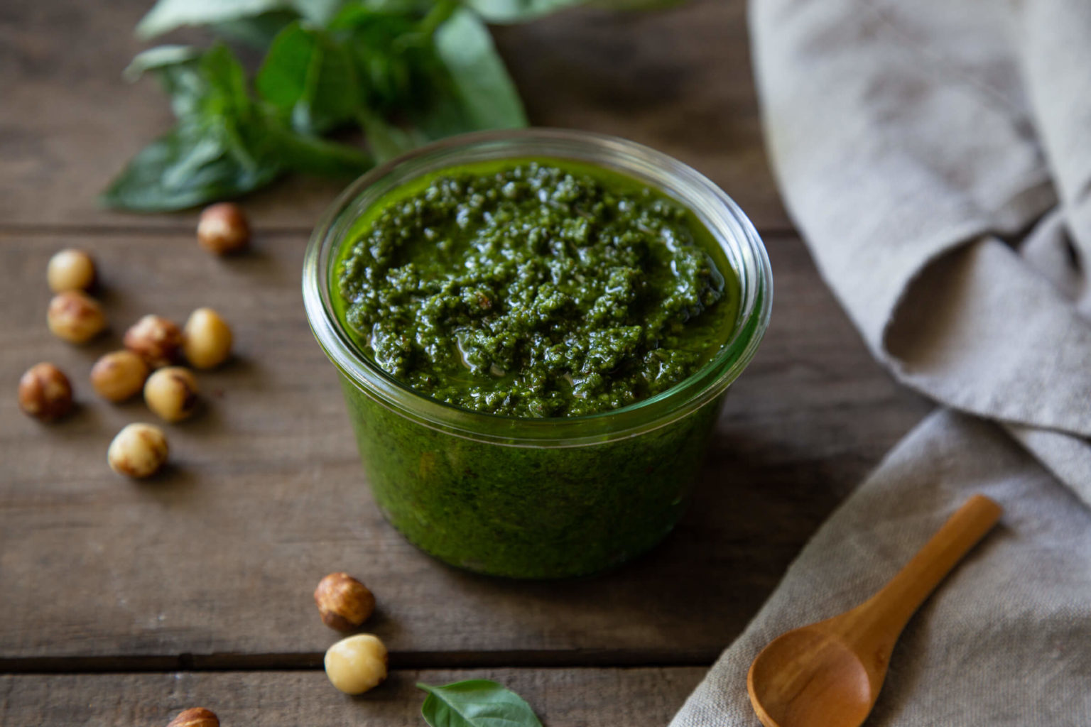 Hazelnut Pesto - Nuthealth.org