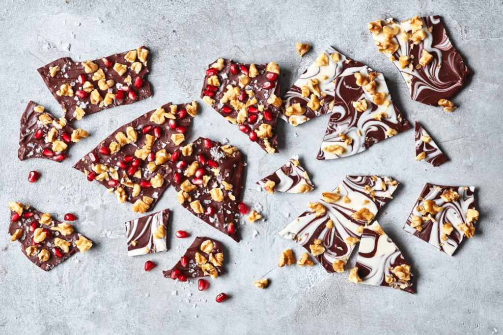 Sweet and Salty Chocolate Walnut Bark - Nuthealth.org