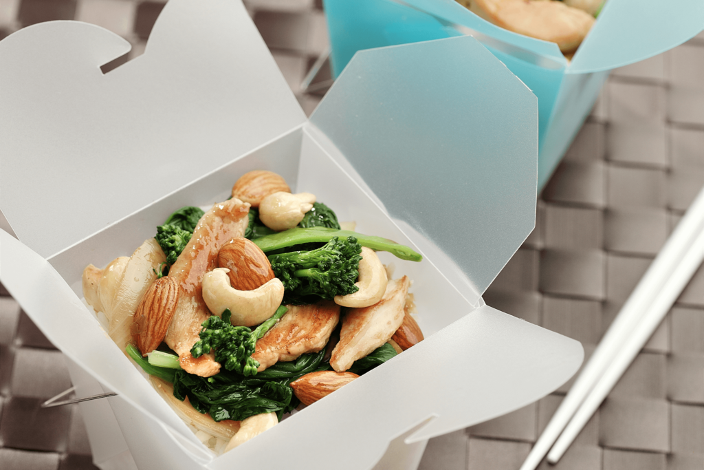 Chicken, Cashew and Almond Stir Fry - Nuthealth.org